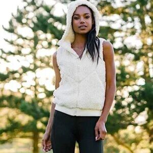 Zyia Active Cream Hooded Teddy Sherpa Vest L Size Large